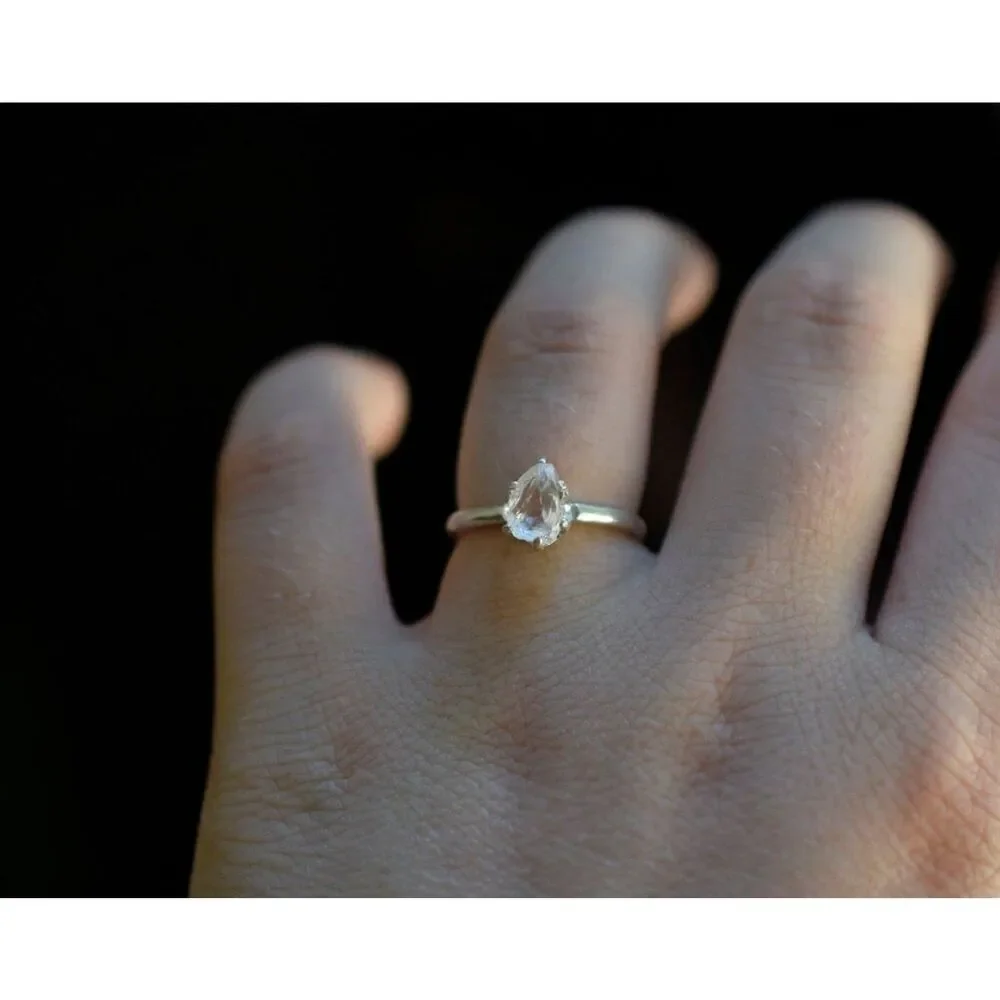 alternative raw diamond engagement rings, raw crystal size 4 5 6 7 8 8 9 10 11